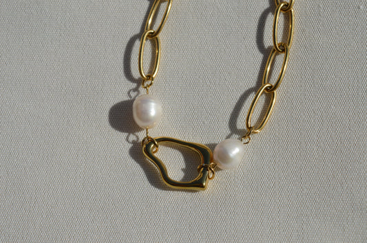 Isla Süßwasserperlen-Armband in organischem Design