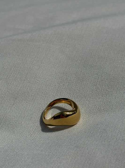 Svea wellenförmiger-Ring | Gold