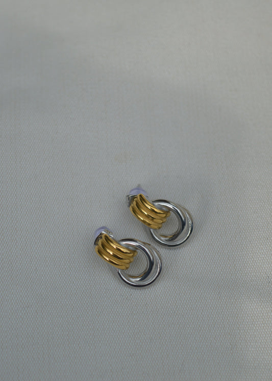 Vira Studs Ohrringe | Gold & Silber