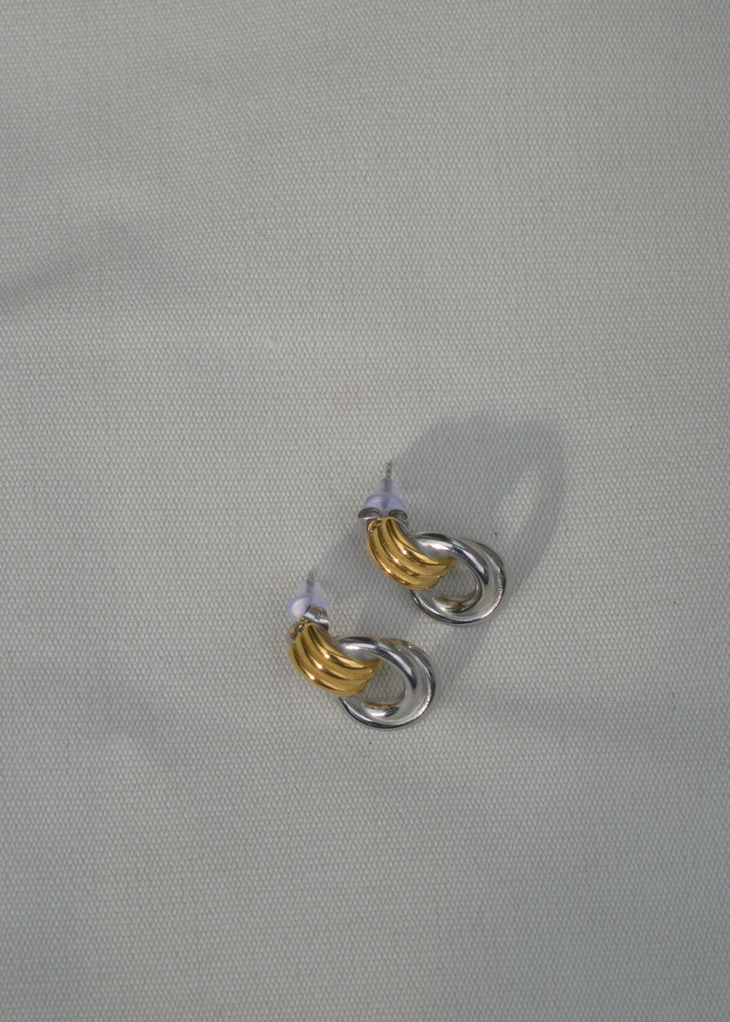 Vira Studs Ohrringe | Gold & Silber