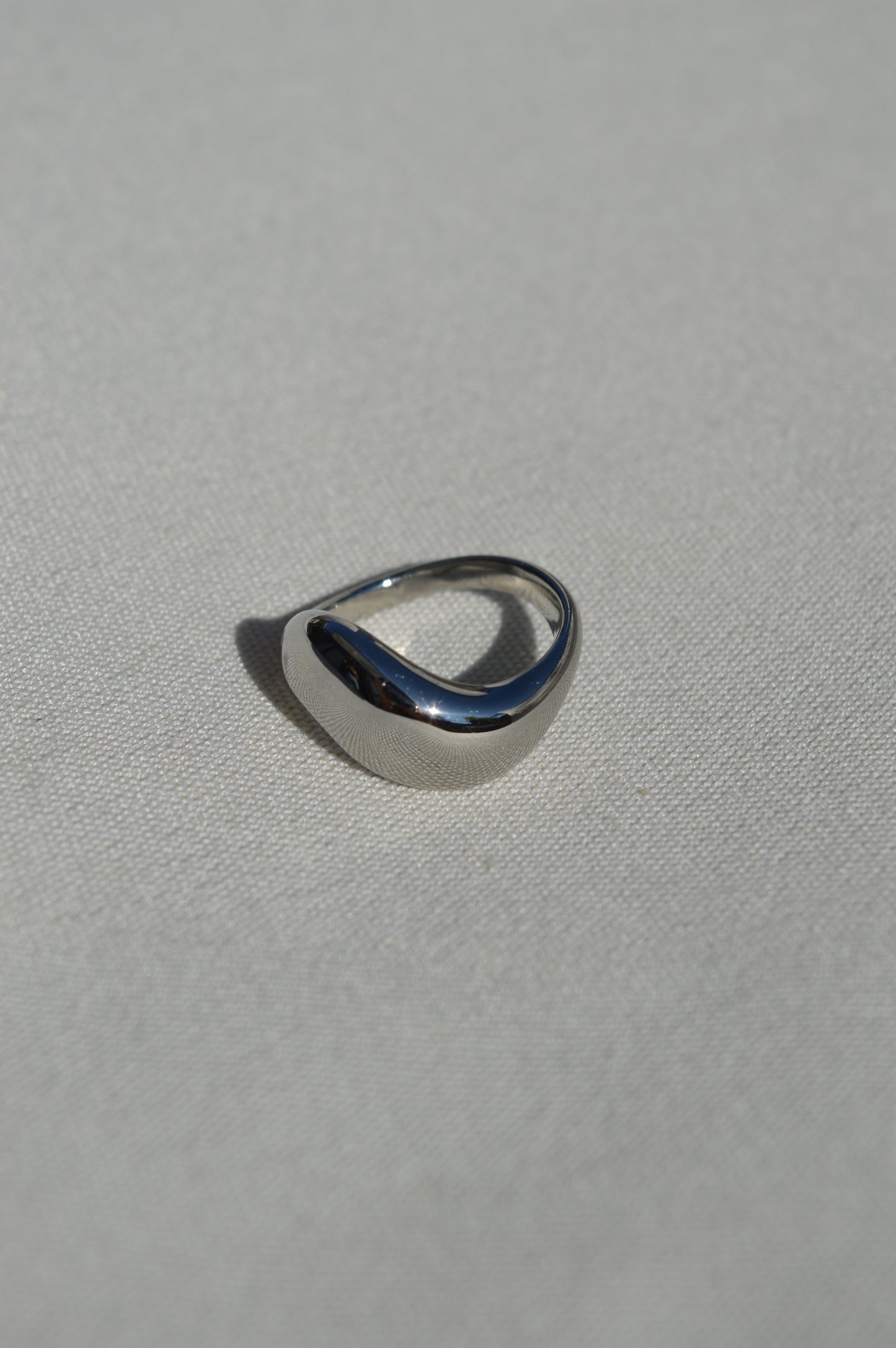 Svea wellenförmiger-Ring | Silber