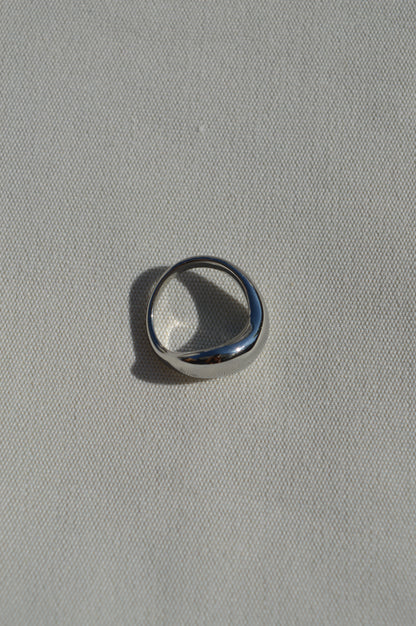 Svea wellenförmiger-Ring | Silber